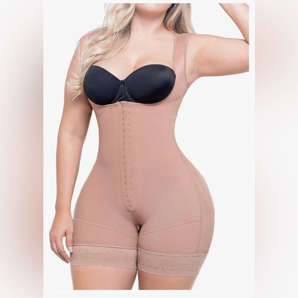 PRICE IS FIRM! Sonryse -Colombian Postsurgical Faja High compression Sz 2XL/40